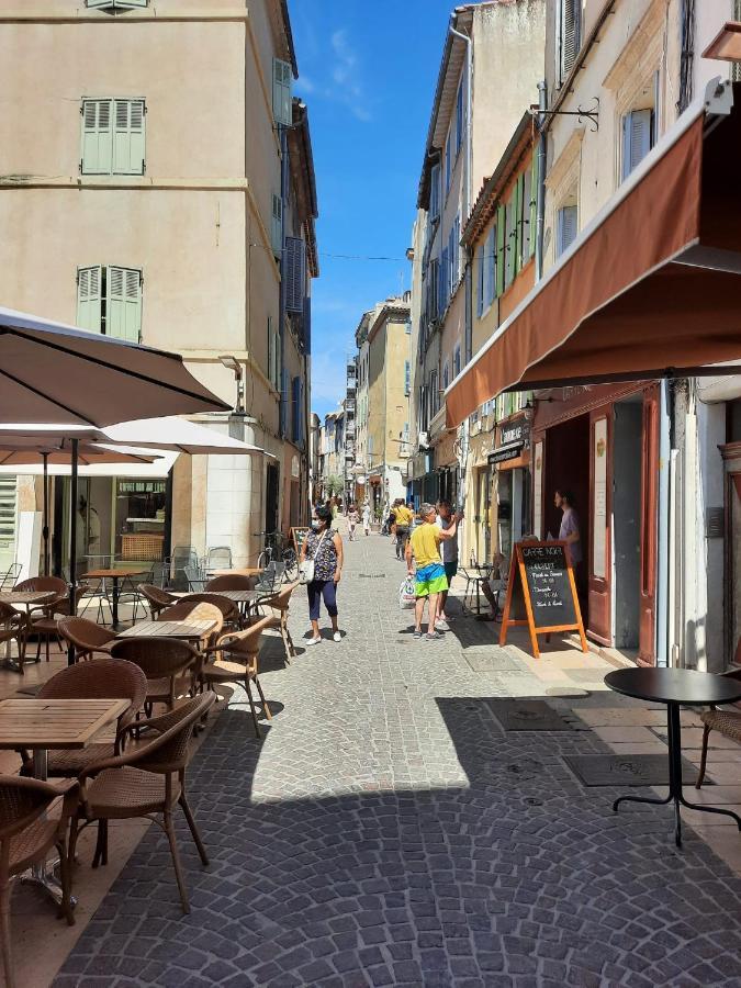 Renovated Fully Equipped Studio For 2 To 4 Pers Apartment La Ciotat Exterior photo